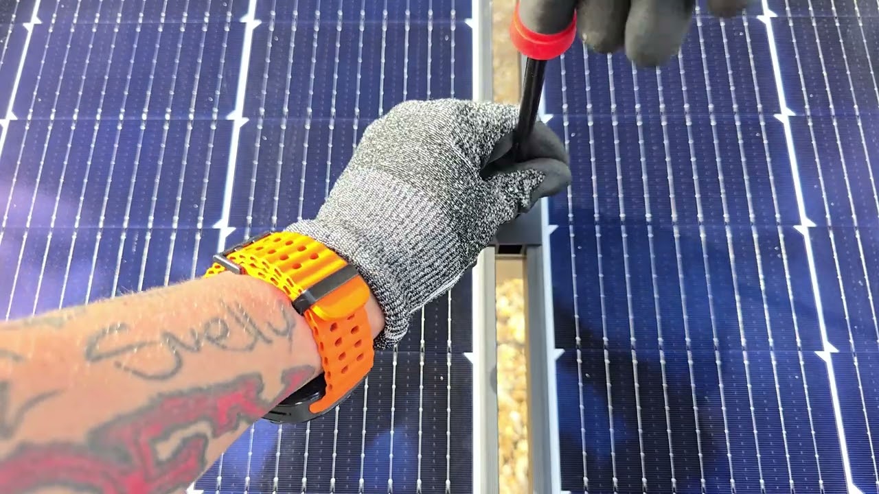 Sunfixings V2 Middle Clamp Installation Video