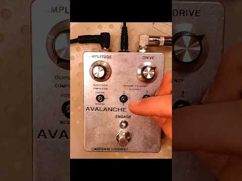 Mountainking Electronics Avalanche bass fuzz overdrive Felix Pappalardi inspired image 2