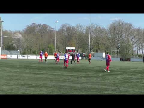 16 april 2022 CDW 2 - VV De Meern 2 com 3-5 Doelpunt Junior uit penalty vanwege hands (1-1)