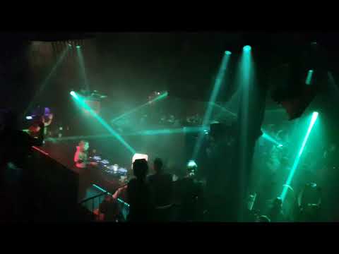 Acid Wars im Fusion Club vom 8.11.2025 mit Karla Blum