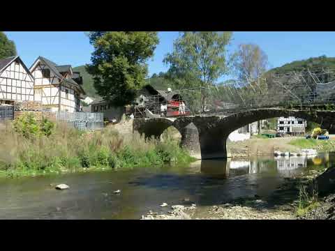 Rund um Schuld nach der Flut