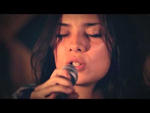 La Truca - Baldosa Floja