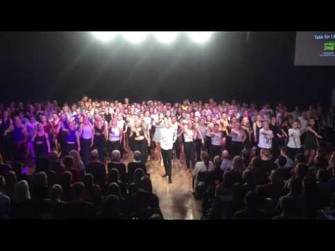 NTNUi danseshow høst 2016 - Avslutningsdans - show2