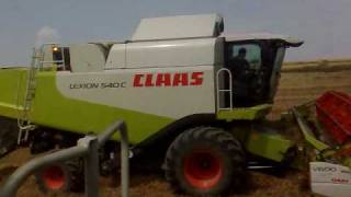 preview picture of video 'Claas Lexion 540C Olaszfalu 20090702-042'
