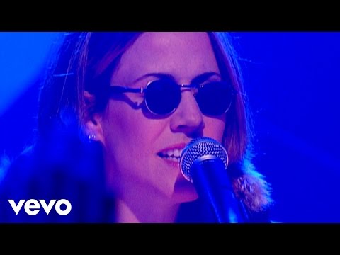 Sheryl Crow - There Goes The Neighborhood