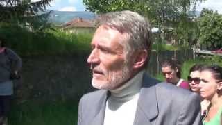 preview picture of video 'Никола Николов Багрилни билки за Чипровски килими'