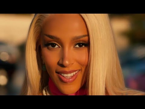 Doja Cat's Net Worth and Super-Sized 2023 Earnings