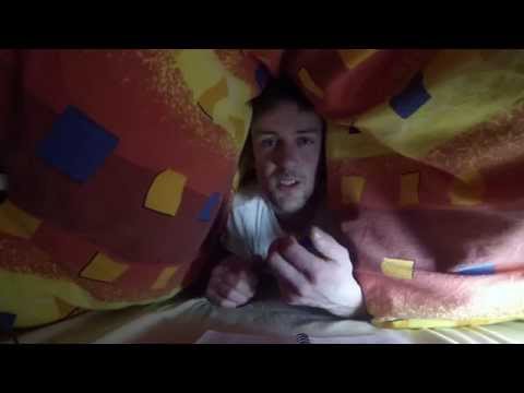 Pod peřinou #1: Co je to demokracie?