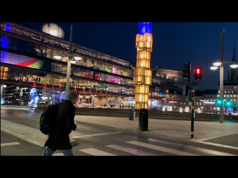 Stockholm Walks: Hamngatan. The city’s support for the Ukraine as a backdrop