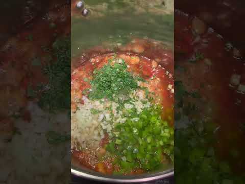 Garden Salsa #recipe #canning #canningtips