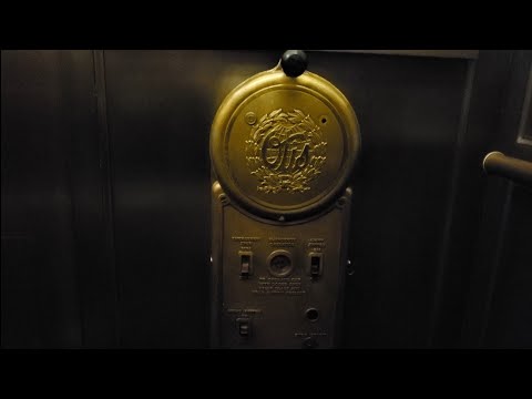 Otis Traction Elevator @ Young Quinlan Building - Minneapolis, MN