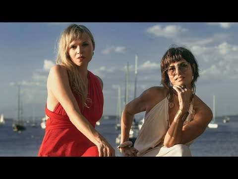 Alexia Bomtempo & Fernanda Abreu - Domingo (video)