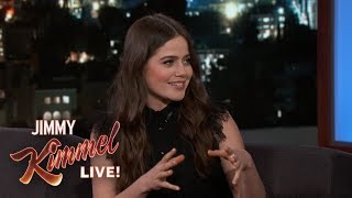 Molly Gordon on Playing Melissa McCarthy's Daughter video