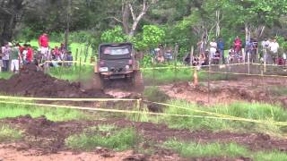 preview picture of video 'Marlon F - Jeep CJ-5 400ci 38 TSL - Club 4x4 Panama'