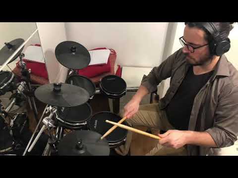 Flaviano Pennisi - “Everybody wants to rule the world” Drum cover