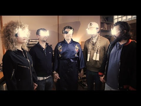 Corine et les garçons - Décollage Express (avec Matthieu Chedid)