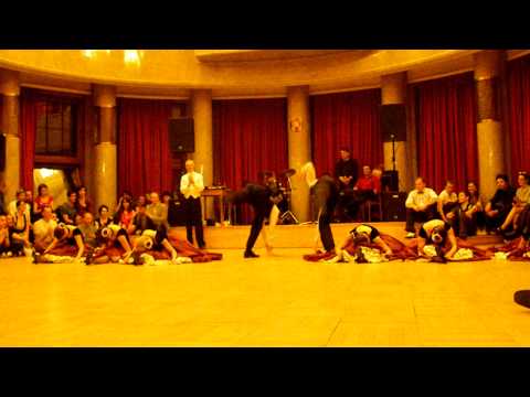 kankán skupiny Zig-Zag