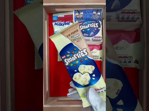 Nestle Milkybar Smarties ASMR #asmr #nestle  #smarties #milkybar #chocolate #hampers #valentineday