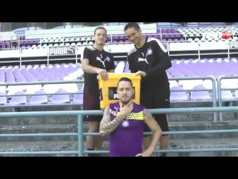 Kabát a jég alatt! Torghellét is oda küldené