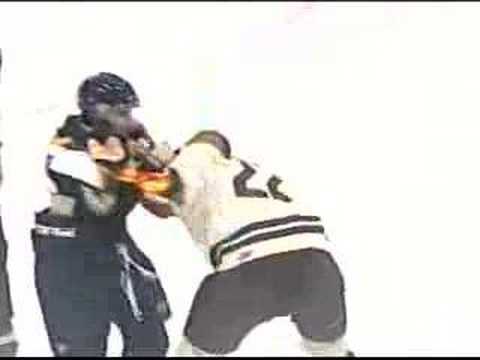 Luke Gazdic vs Richard Greenop