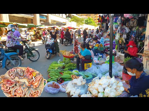 Chicken Rice, Market Foods, And Banh Sung  - Everyday Fresh Foods For Sales@ Boeng Trabaek Market