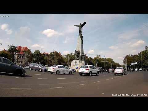 Camera IP full HD 1080P Bullet PoE Varifocala 70M Eyecam EC-IP7007 - www.1cctv.ro