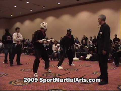 Valentin Mendoza v Leon Jefferson - Boys superheavy continuous sparring - 2009 NBL Supergrands