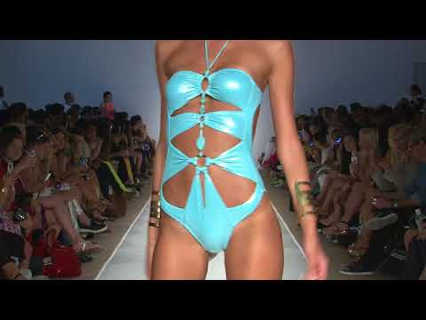 EVENT CAPSULE CLEAN - Dolores Cortes - Mercedes-Benz Fashion Week Swim 2015