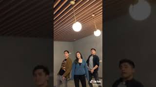 Download lagu Putri untuk pangeran mp3 Download lagu Putri untuk pangeran mp3