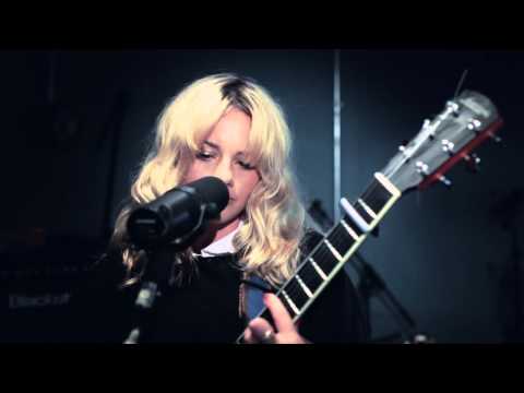 Alice Gold - Wondrous Place (Acoustic)
