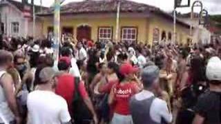 preview picture of video 'Bloco do Barbosa - São Luís do Paraitinga 2008'