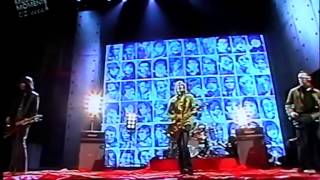 Keeping secrets- Motorace (The Arias)