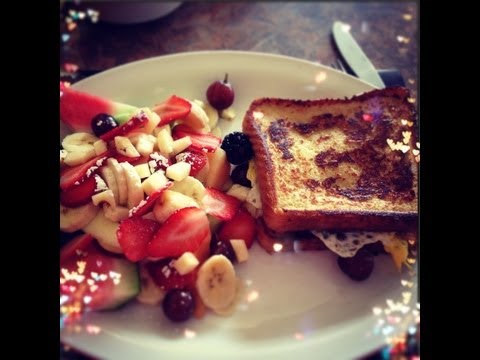 Vloguary 3, 2013 - Brunch Buddies, Music Lovin' & The Superbowl!