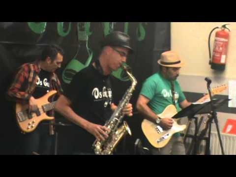 Os Guiris - C'est si bon (Henri Betti)