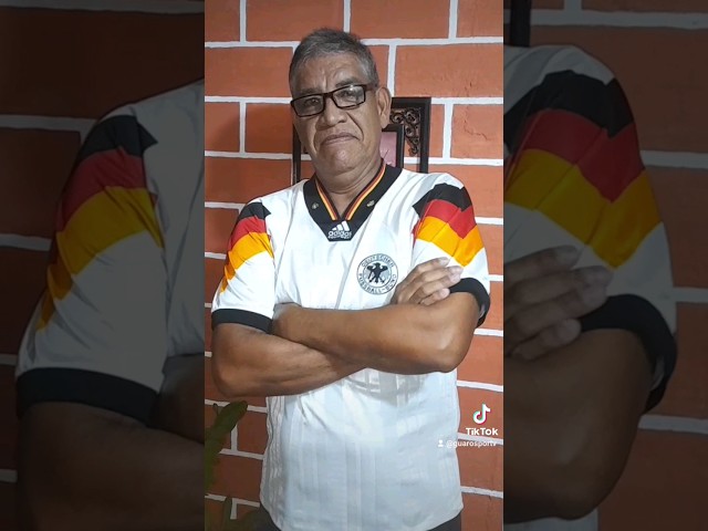 Vídeo relacionado con 21 Número veintiún Deportes universitaria universitaria a Juego Camiseta