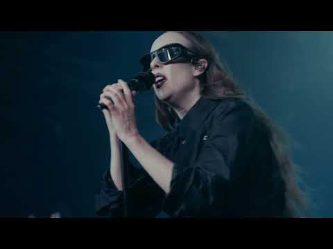 ALLIE X- GALINA (LIVE IN AUSTIN)
