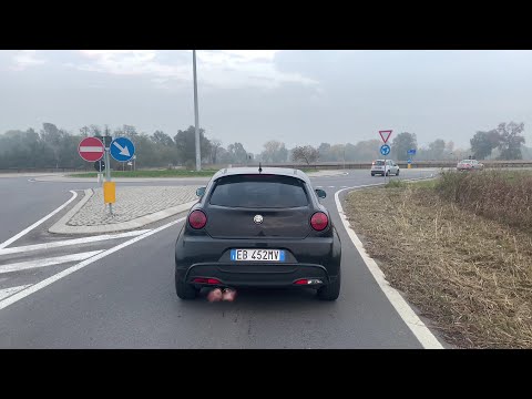 EXTREME ALFA MITO QV LOUD EXHAUST SOUND WITH BANG AND FLAME!