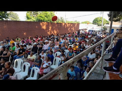CELEBRANDO EL DIA DE LAS MADRES EN SANTA CRUZ ANALQUITO