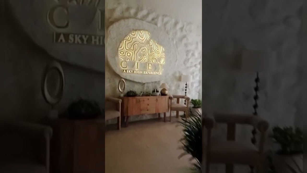 my first mini vlogs just try  😓