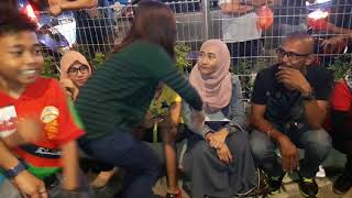 Download lagu Goyang inul by farrah π feat retmelo buskers mp3 Download lagu Goyang inul by farrah π feat retmelo buskers mp3