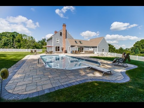 12 Alana Dr, Sutton, Ma