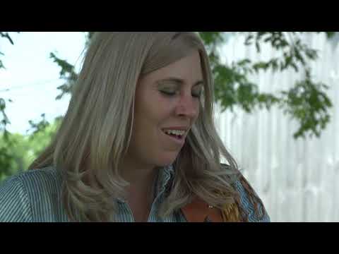 download lagu mp3 mp4 Robinella Bailey, download lagu Robinella Bailey gratis, unduh video klip Robinella Bailey