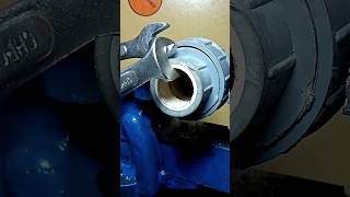 Download lagu tukang ini membagikan tips cara membuka water mur menggunakan kunci pas mp3