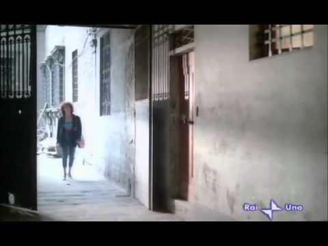 A ovest di paperino - Mi sono fatta male a un dito! (1982) di Alessandro Benvenuti.mp4