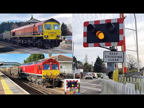(Class 59-hauled freight train) Plumpton Level Crossing, East Sussex
