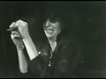 The Ramones - I Don't Wanna Walk Around With You - 12/28/1978 - Winterland (Official)