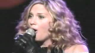 CMT Giants Jennifer Nettles Night That the Lights Went Out in Georgia
