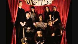 The Unsettlers - The Ghosts are Turning Strings