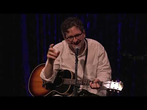 Jay Knowles - She'll Leave You With a Smile - Live on Southern Rounds