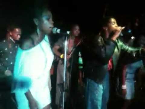 Lauryn Hill feat Kanyi Mavi's at the ZulaSoundBar for Kanyi Mavi's album launch South Africa